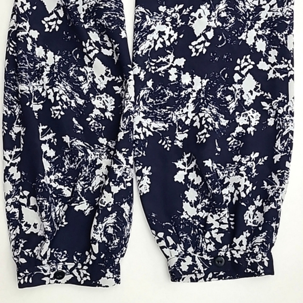 Violet + Claire Women's Blouse White Navy Floral Long Sleeve Semi Sheer Size S - Picture 7 of 15